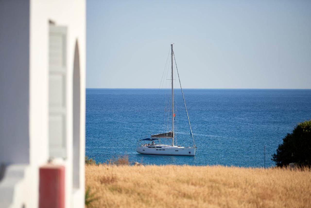 Muses Rooms Milos Provatas Екстер'єр фото